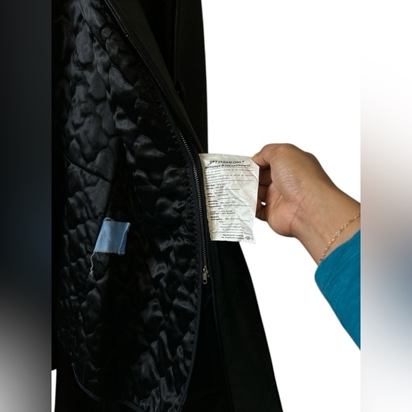 Vintage Victoria Leather Black Coat - Picture 3 of 4